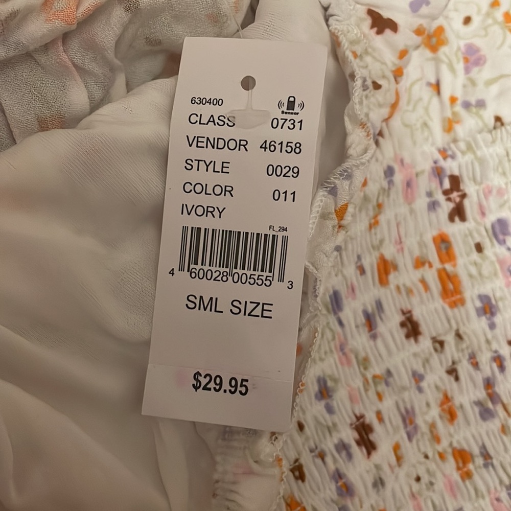 NWT pac sun fun floral crop top! - Picture 4 of 4